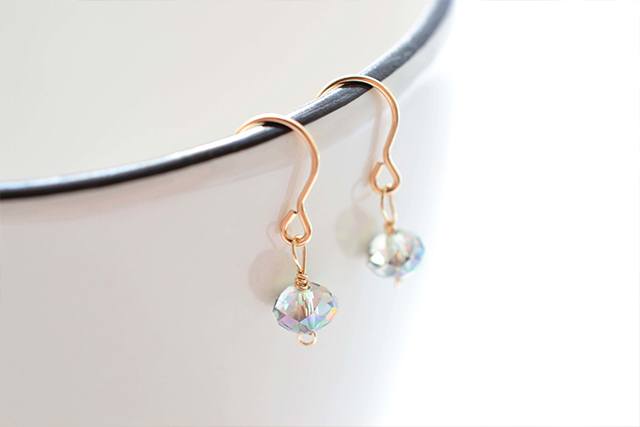 クリスタル(水晶)ピアス